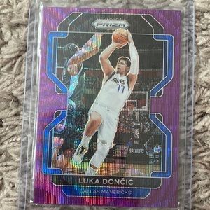 Luka Dončić, Dallas Mavericks, purple laser, Panini Prizm, 2021, 2022